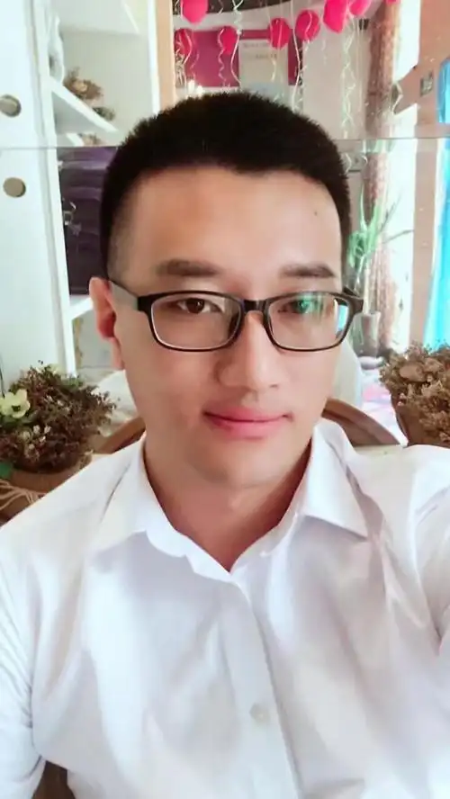 【帅男秀场】马凯30岁双鱼座销售