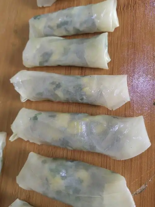 饺子皮制作的炸春卷