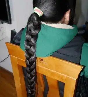 家中剪去美女60公分丰厚辫子-狠狠爱李4114#_中国长发