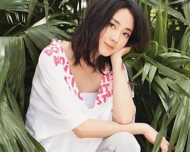 桂纶镁壁纸桌面写真图片-自制1680x1050壁纸.高清大图-明星写真馆n63.