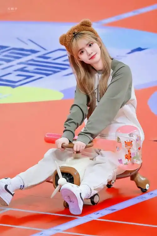 河真的不缺美女,每一个都想贴贴宋昕冉 段艺璇  袁一琦 费沁源  姜杉