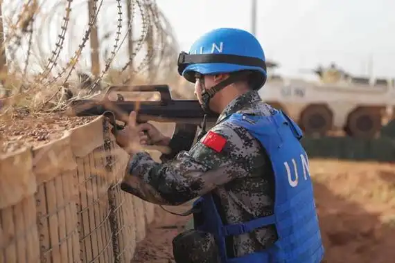 这群中国蓝盔为何被赞为"战区的楷模"?