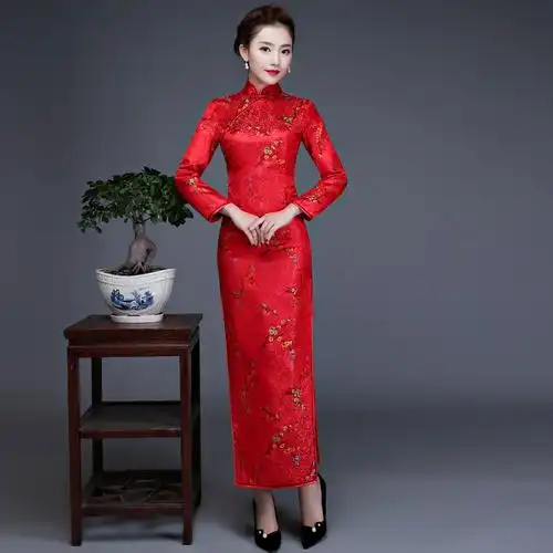 红色礼仪服长款 迎宾_2020新款礼仪旗袍红色梅花长款迎宾中式礼服舞台