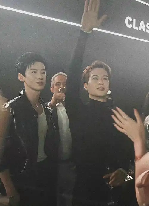 白敬亭72王嘉尔生图