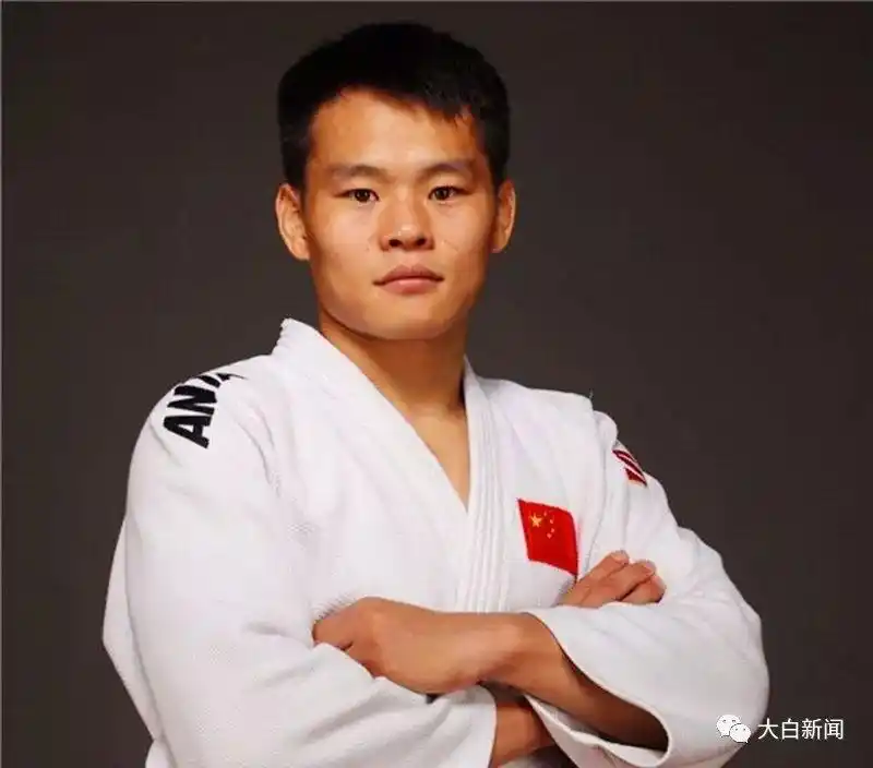 【撰文/赵三军 统筹/刘姝蓉】今天(3月29日)是柔道冠军马端斌实名举报