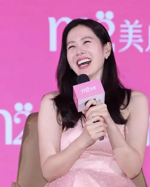 孙艺珍ins充满幸福,从未抱怨,靠尊严支撑起,顶级女演员的地位_腾讯