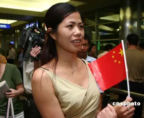 东帝汶两派暴徒起冲突澳军伤两人 华人继续撤离