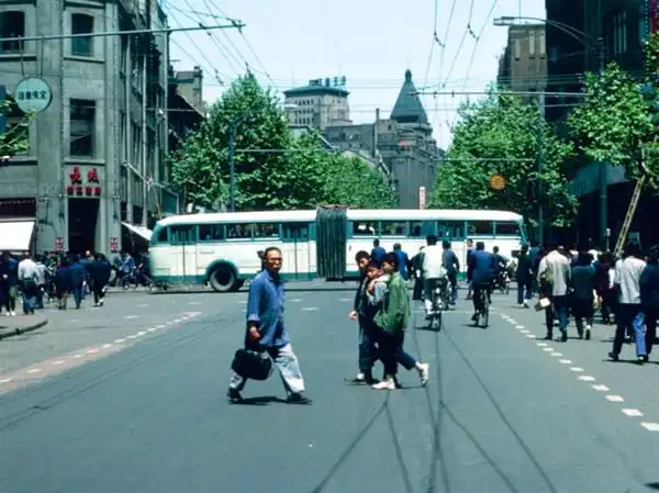 派谷老照片修复  上海老照片 >正文 【声明】图文系本站编辑转载,转载