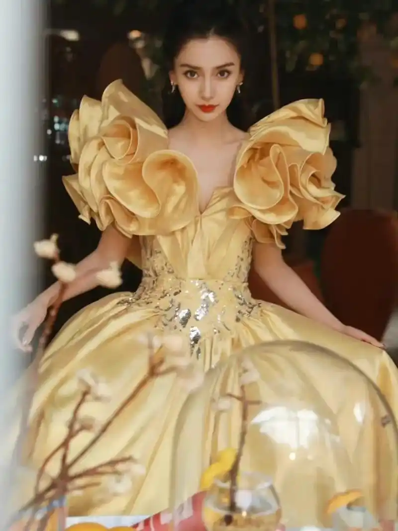 高定女王angelababy