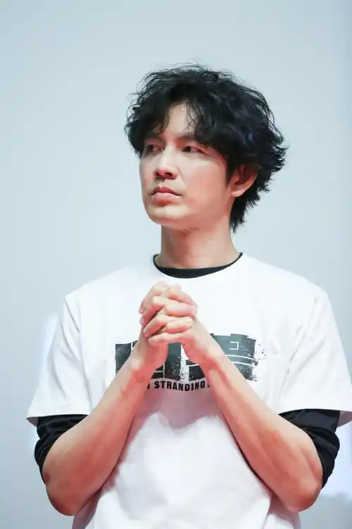 钟汉良羊毛卷造型##钟汉良困兽成都站路演