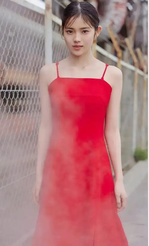 志田琥珀,日本女演员,2004年5月25日出生于埼玉县草加市,身高158厘米