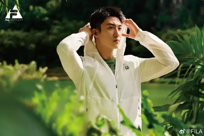 fila时尚运动代言人黄景瑜##fila 山锋茧##fila explore##fila时尚轻