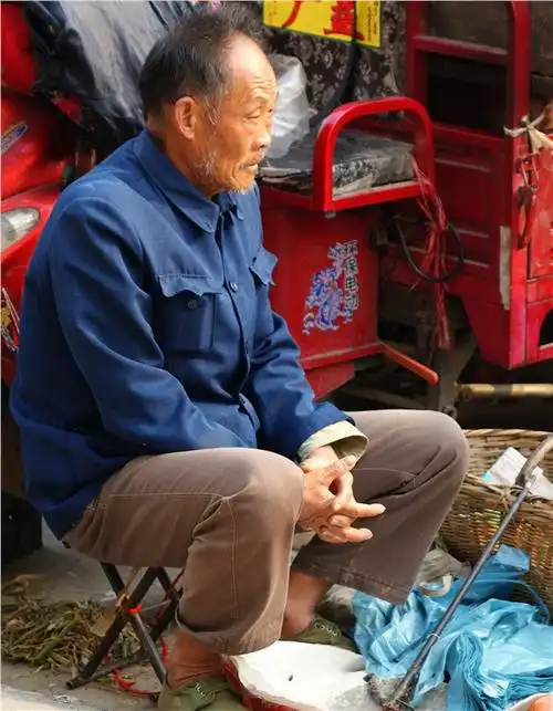 【原创摄影】街拍——普通老百姓的生活(1) - 岘山游客 - 岘山游客的