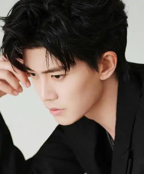 任嘉伦时尚合集绅士男神俊朗帅气