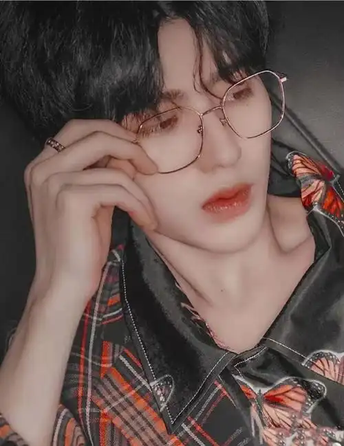 先叫老公为敬#蔡徐坤#眼镜杀