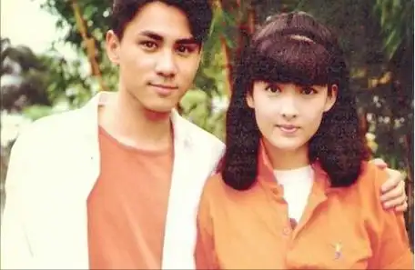 回顾:一代玉女周慧敏,有人为她终生不娶,她却嫁了一个负心人