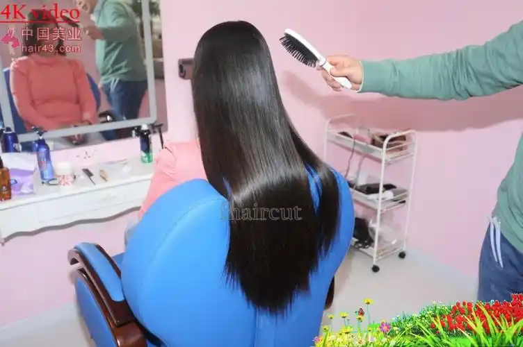 长发大姐剪后空式高脚bob发型芳飞13282