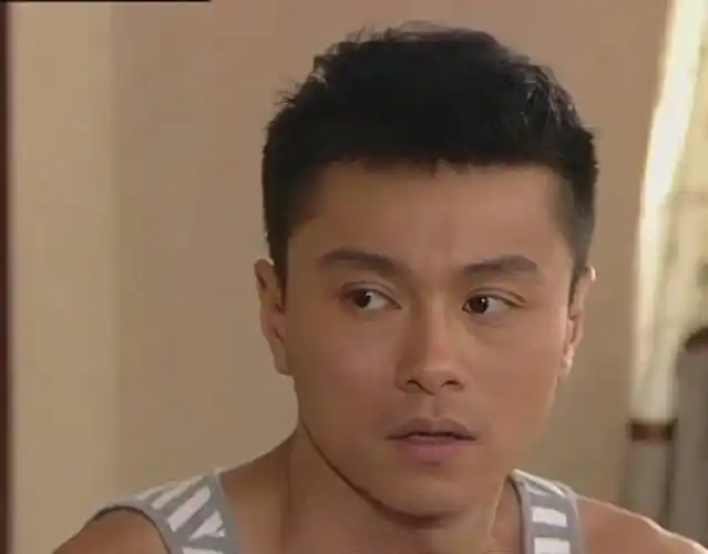 又走一个!tvb知名男星黄浩然承认离巢,已签约古天乐经纪公司