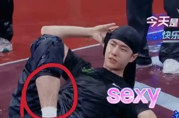 王一博《街舞》花絮太"妖娆",自己加动作,却被"腿毛"抢了镜