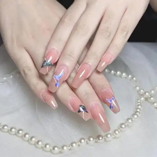 2022夏季流行的美甲款式