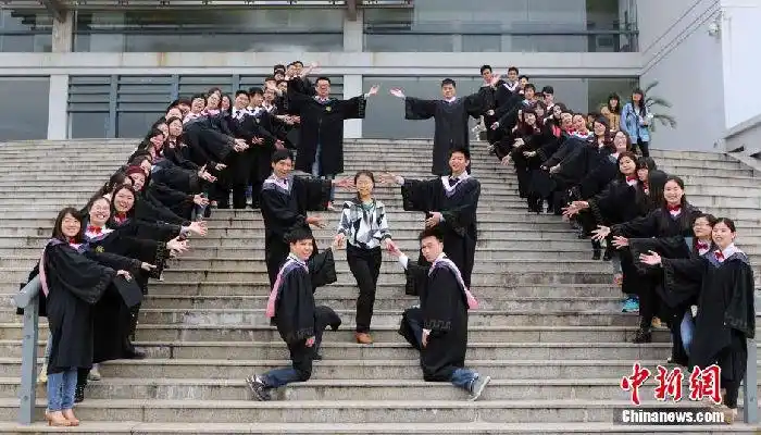 学士服出租租赁大学生毕业典礼服装租借