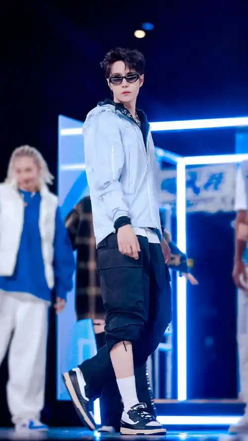 王一博这就是街舞##王一博