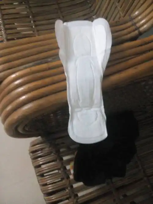 这种卫生巾怎么用的啊?怎么放的?