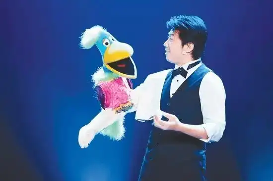 央视春晚腹语大师—刘成驻场开封万岁山国际大马戏