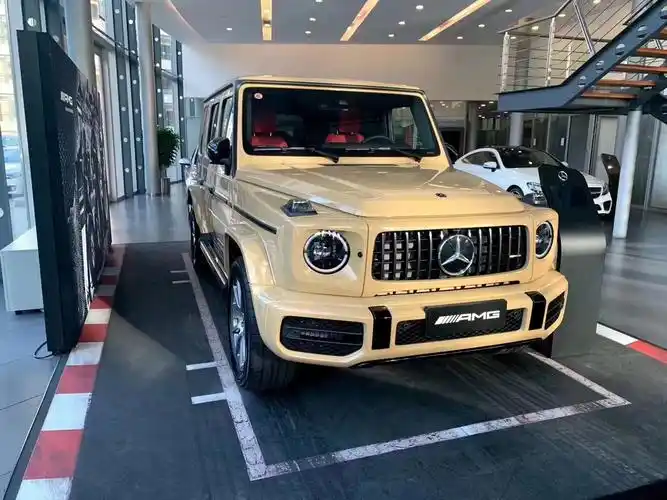 20款奔驰g63旷漠沙现车实拍图片多少钱