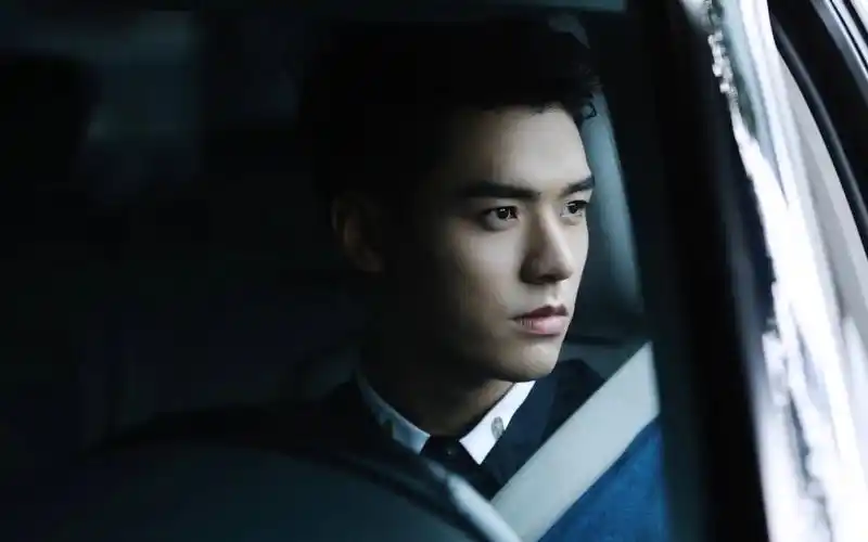 小八卦龚俊蔡徐坤孟子义r1se吴宇恒