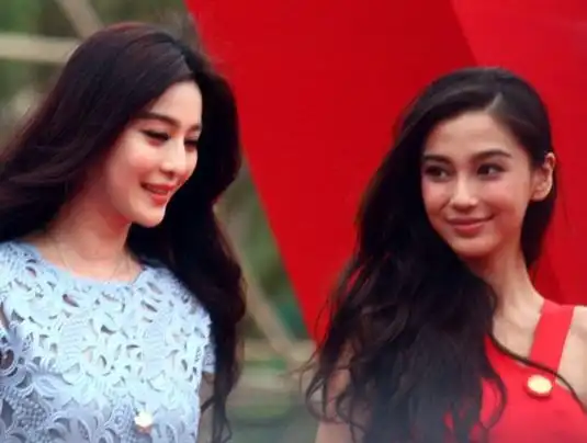 【图】明星范冰冰和杨颖哪个好看 两女神撞衫各有千秋