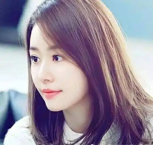 原创林心如出道前太可爱17岁胖成包子脸笑起来的样子甜到发齁