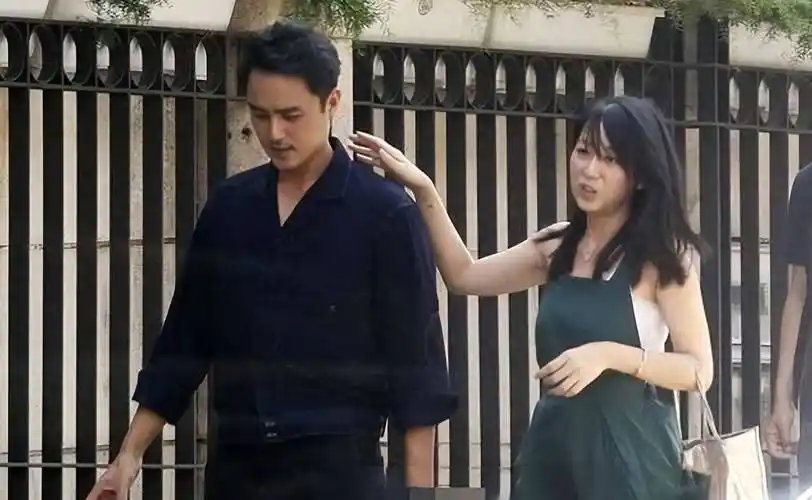 明道老婆名叫王婷萱,也是中国台的一个三人舞曲少女组合成员哦!