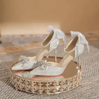 森甘雨银色高跟鞋仙女18岁成年礼水晶婚鞋新娘鞋新款法式细跟一字式