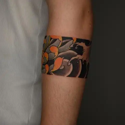 传统菊花臂环一位海外漂泊的客_纹身吧社区 - 纹身大咖