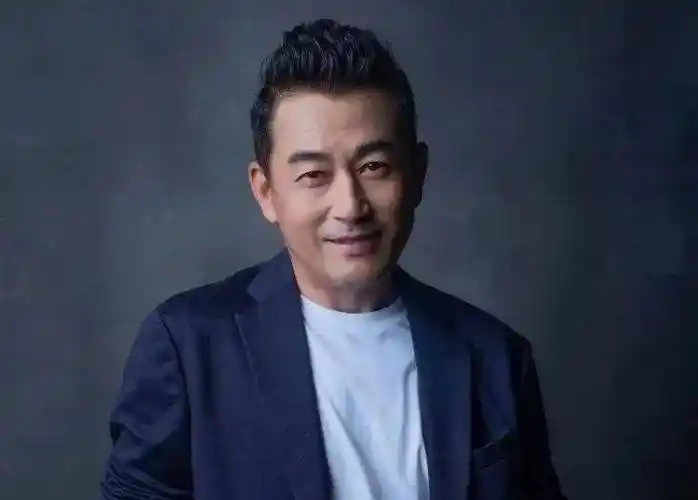 王志飞:一生愧对聋哑父母,骂前妻儿子没出息,竟是激将法_张歆艺_李健