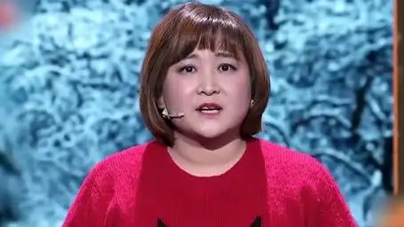 小品《喜乐街》最近爆火,贾玲被沙溢忽悠,与模特比美比身材