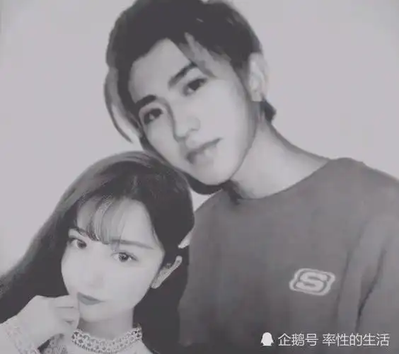 即小鬼吻女友照曝光后蔡徐坤又被爆结婚照网友我忍不了