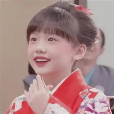 漂亮小女孩可爱的超甜头像剩下的话留在冬天慢慢说