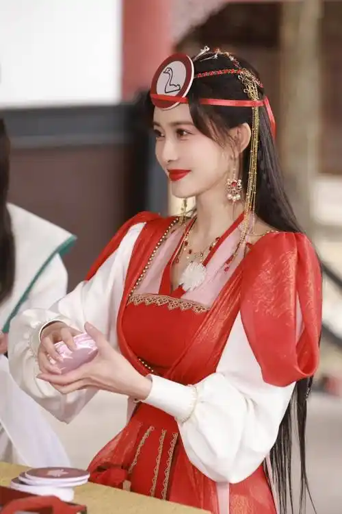 孟子义红色古装优雅写真_大片_孟婆_红衣