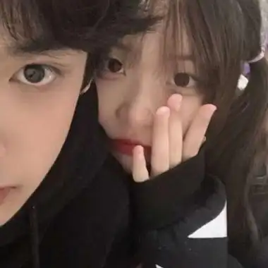 高清一对两张的情头2021新款超甜真人图片-情侣头像 - 壁纸之家