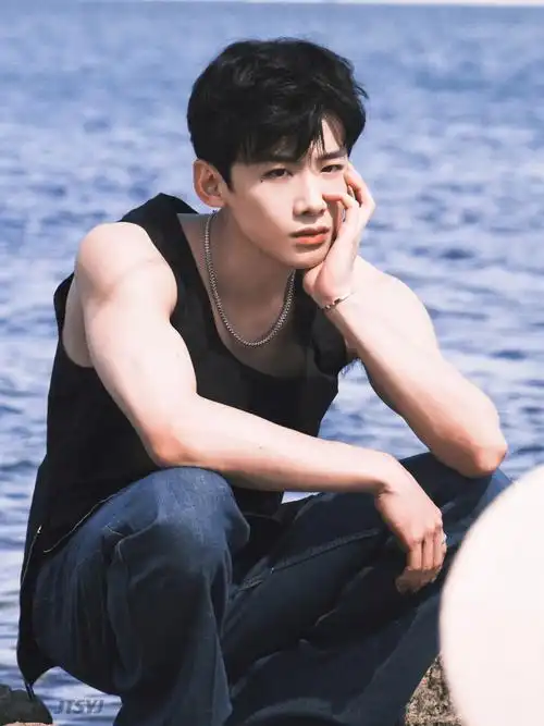 白敬亭真的好绝