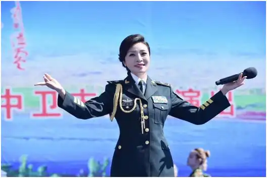 军旅歌唱家李丹阳 做客中华文化音乐公益行