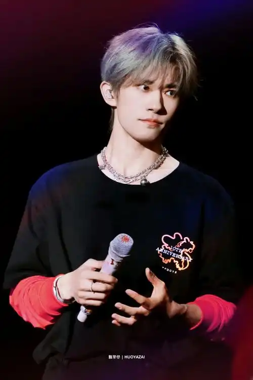 #四字 易烊千玺 yyqx 四字弟弟#