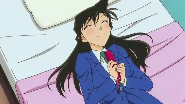 新一与工藤静香是同一个姓名哦,在日本只要双方结婚的话,女生是要跟