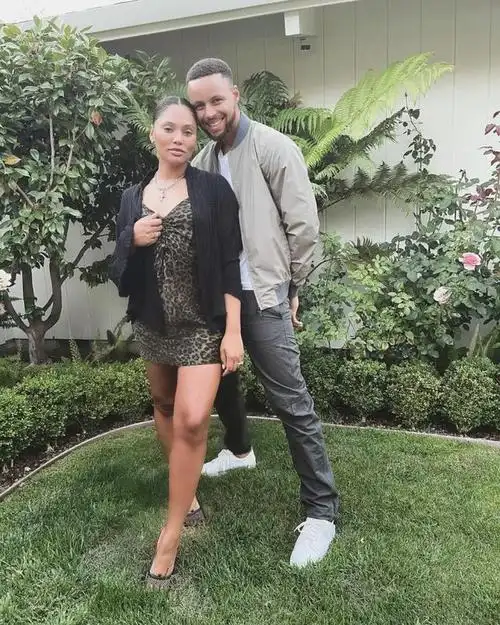 阿耶莎随后还在ins上晒出了照片.