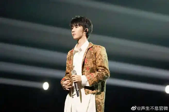 马嘉祺你的样子舞台剧照