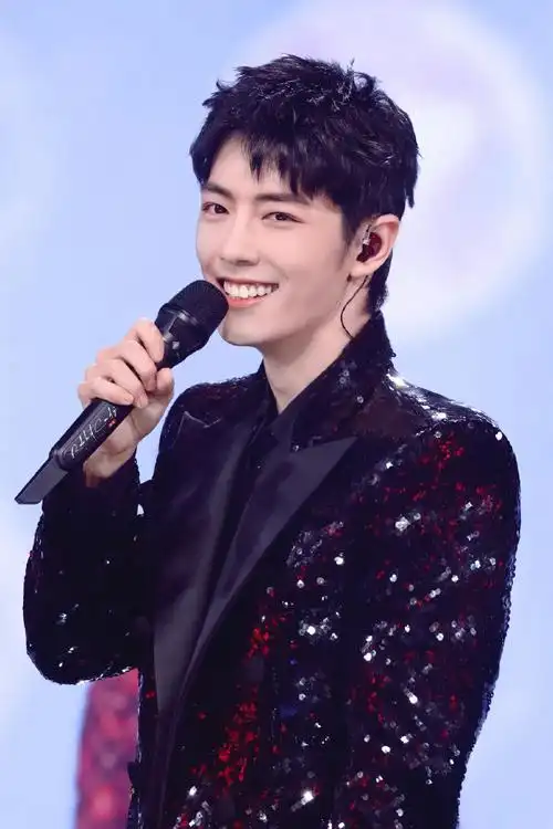 肖战全开麦##肖战平安喜乐#2021开开心心健健康康顺顺利利!