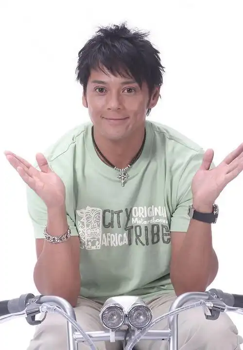 莫少聪图册_360百科