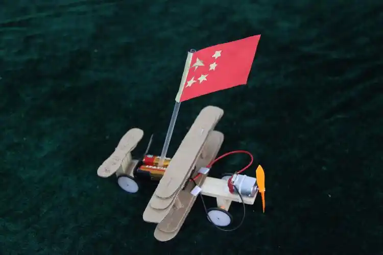 东仪路小学 "创新 梦想"科技节 获奖作品展播